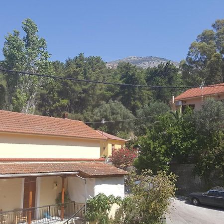 איה אפימיה Moustakis Hotel מראה חיצוני תמונה